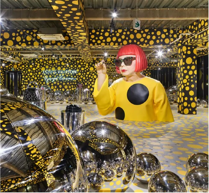 Louis Vuitton Yayoi Kusama Polkadots Stores
